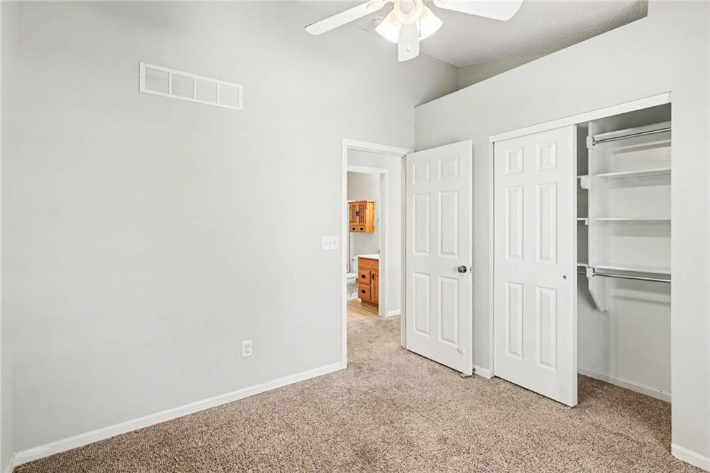 1810 W Fredrickson Circle Property Photo 9