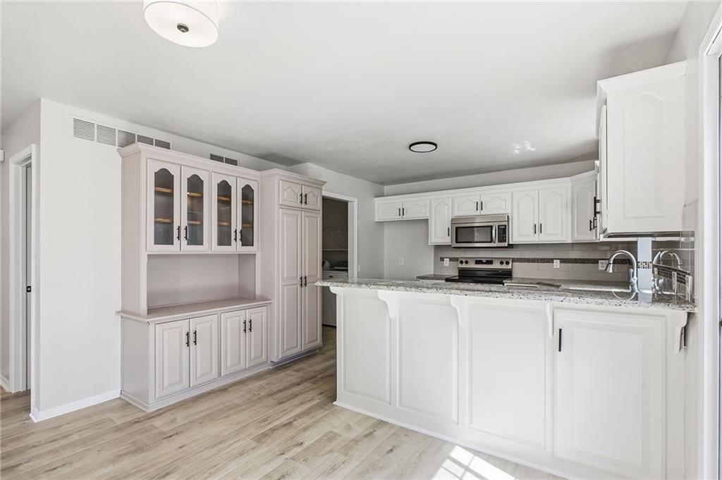 400 Sagamore Road Property Photo 14