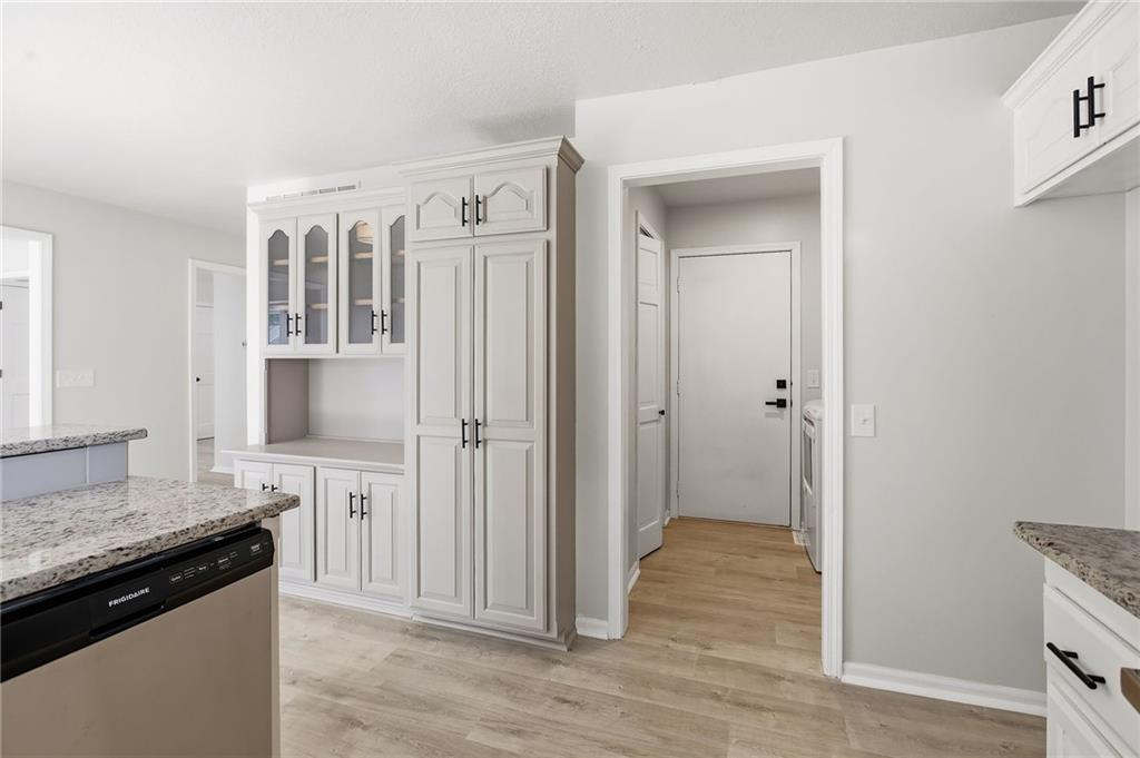 400 Sagamore Road Property Photo 19