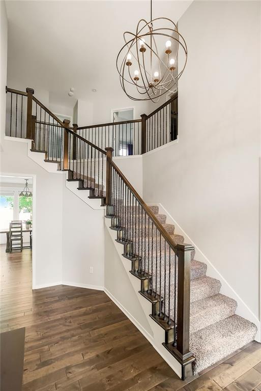 5204 W Meadow View Drive Property Photo 3