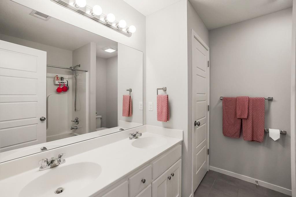 5204 W Meadow View Drive Property Photo 20