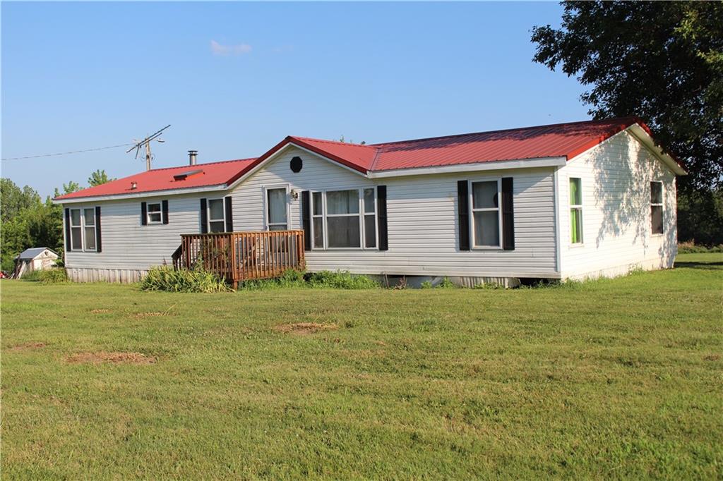 3904 Ne Sandstone Drive Property Photo 1