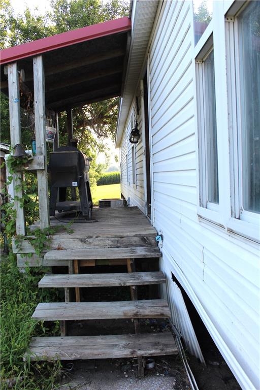 3904 Ne Sandstone Drive Property Photo 7