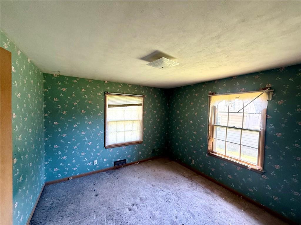 11812 E 48th Street Property Photo 10