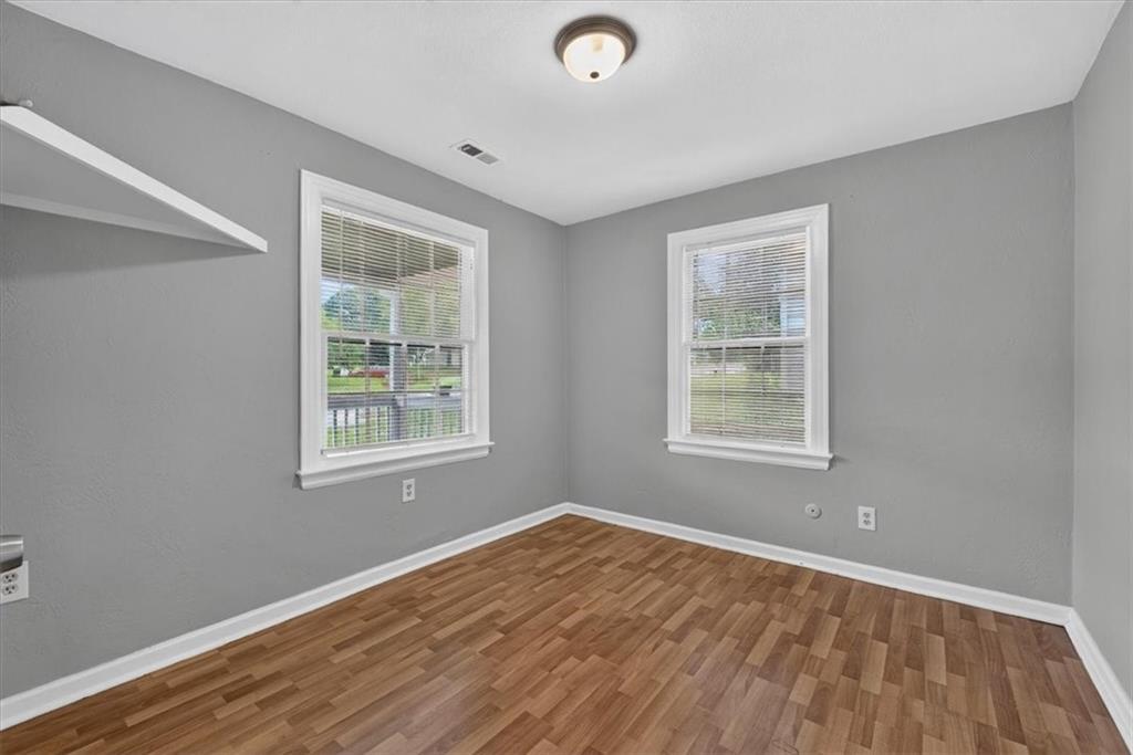 207 W North Avenue Property Photo 28