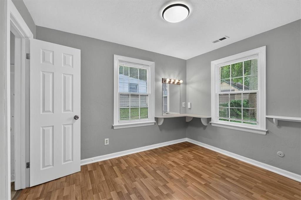 207 W North Avenue Property Photo 34