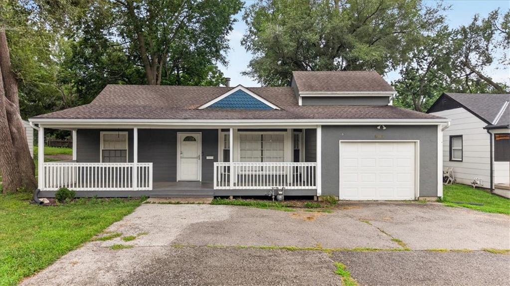 207 W North Avenue Property Photo 45