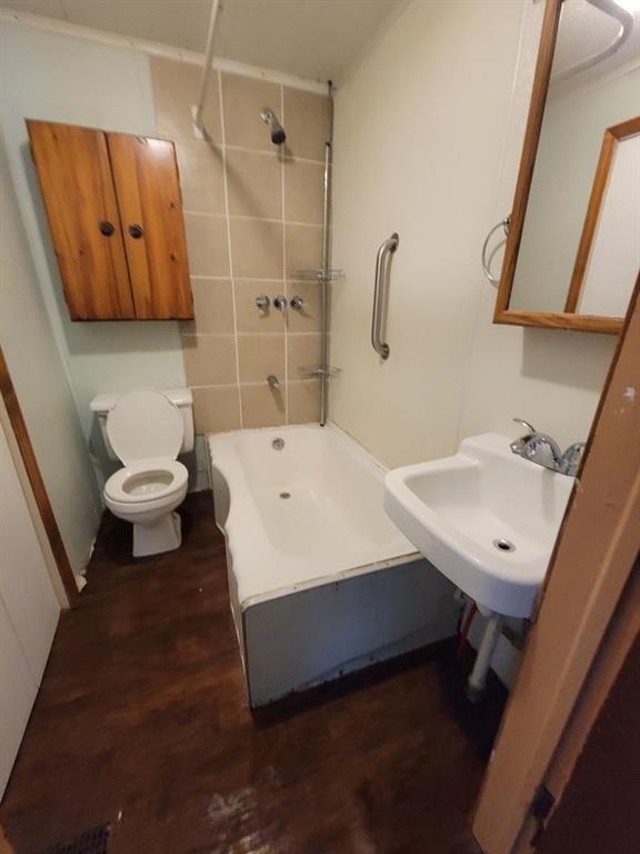 724 Hazel Street Property Photo 4