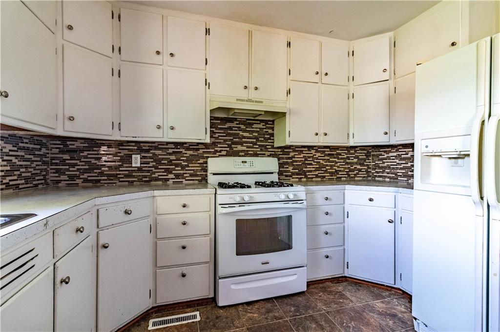403 Benjamin Drive Property Photo 15