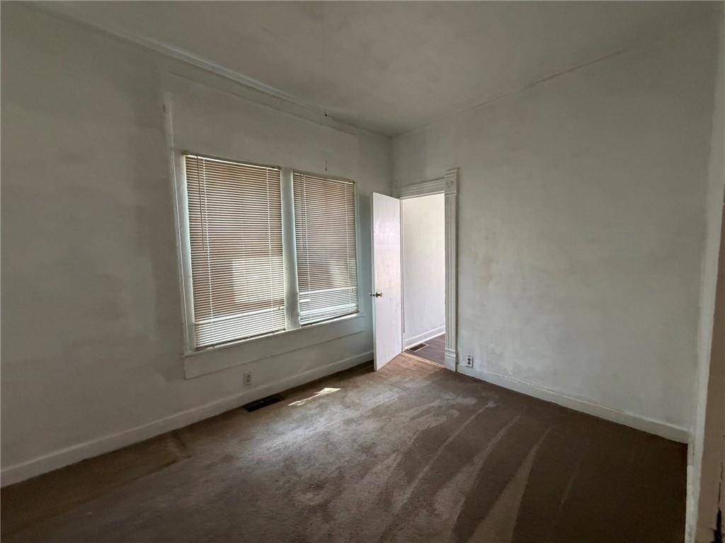 4619 E 8th Street Property Photo 14