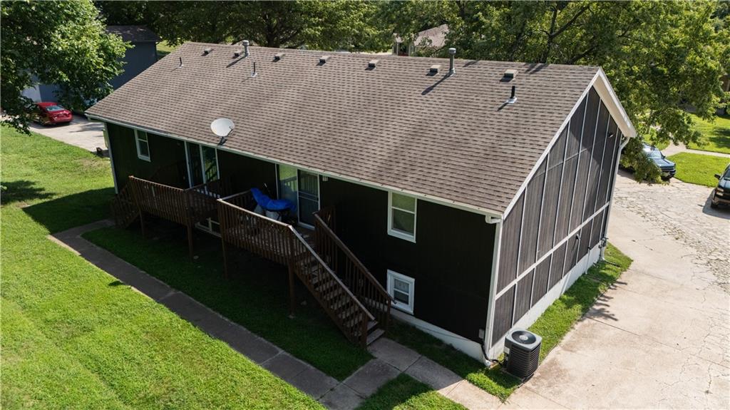 704 Ne Ball Drive Property Photo 15