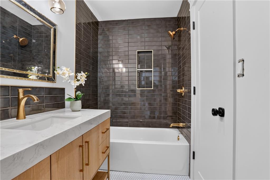 8224 Linden Drive Property Photo 25