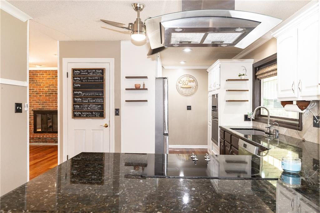 4934 Howe Drive Property Photo 20