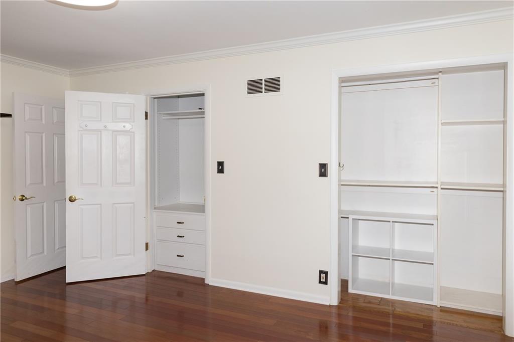 4934 Howe Drive Property Photo 33