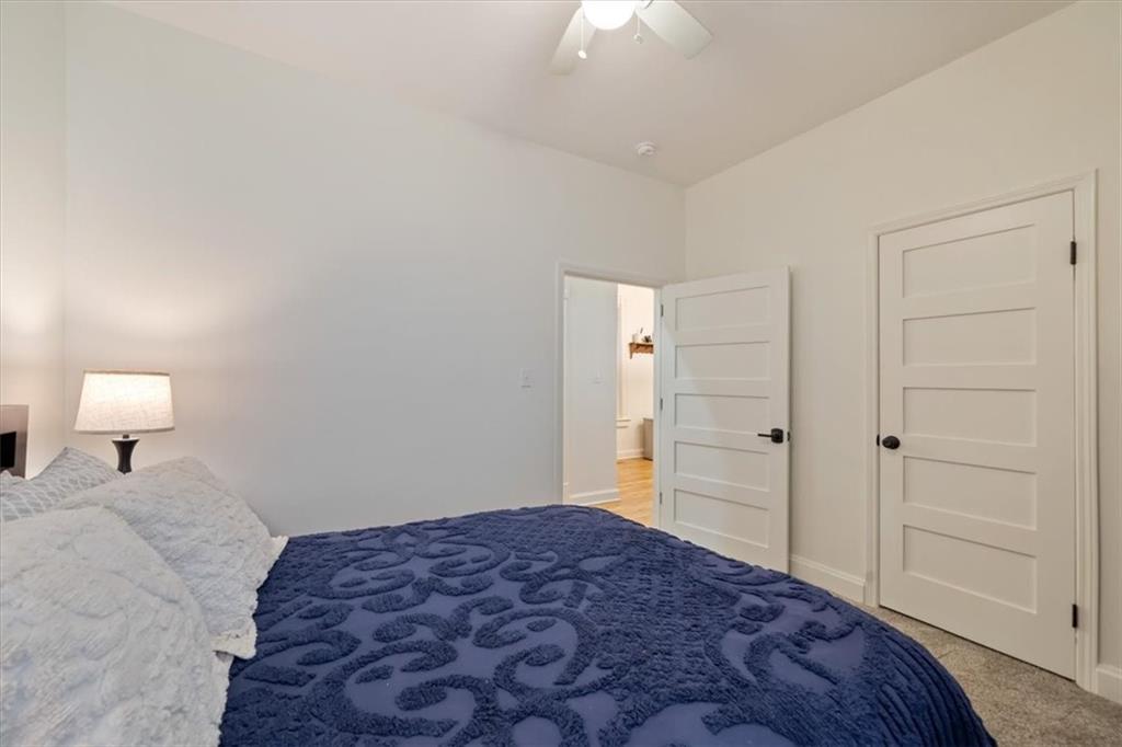 3921 Central Street Property Photo 19