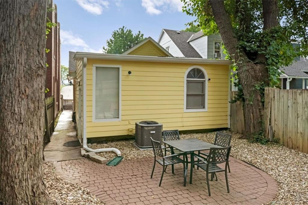 3921 Central Street Property Photo 31