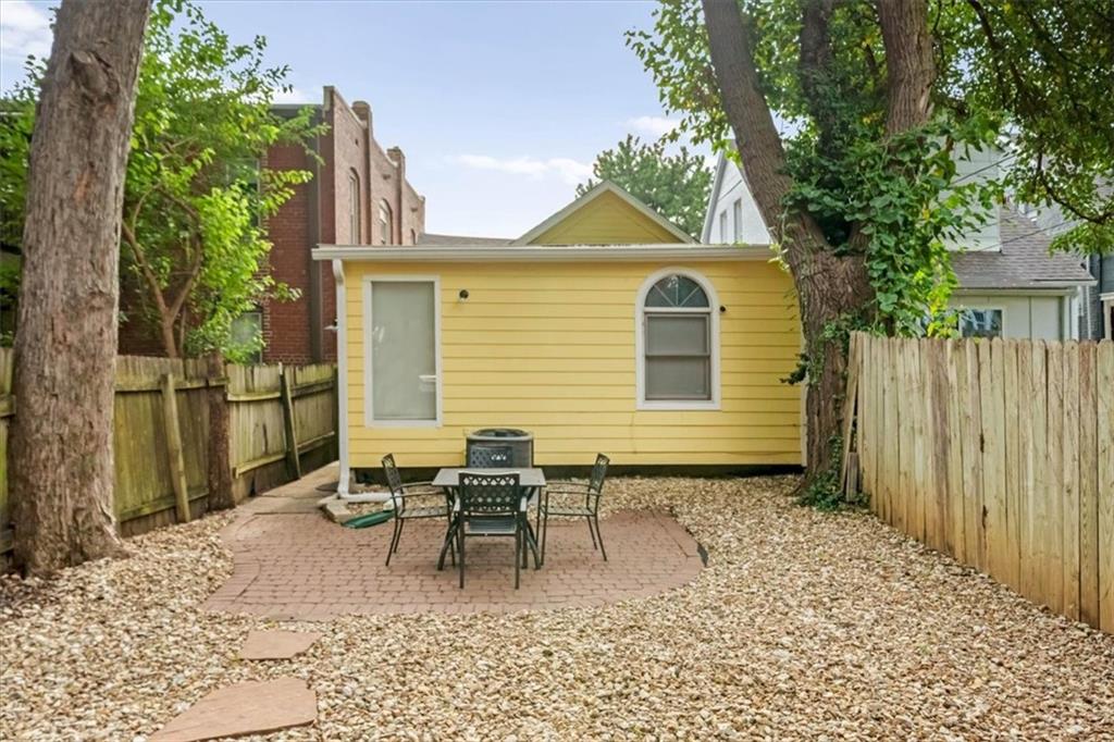 3921 Central Street Property Photo 32