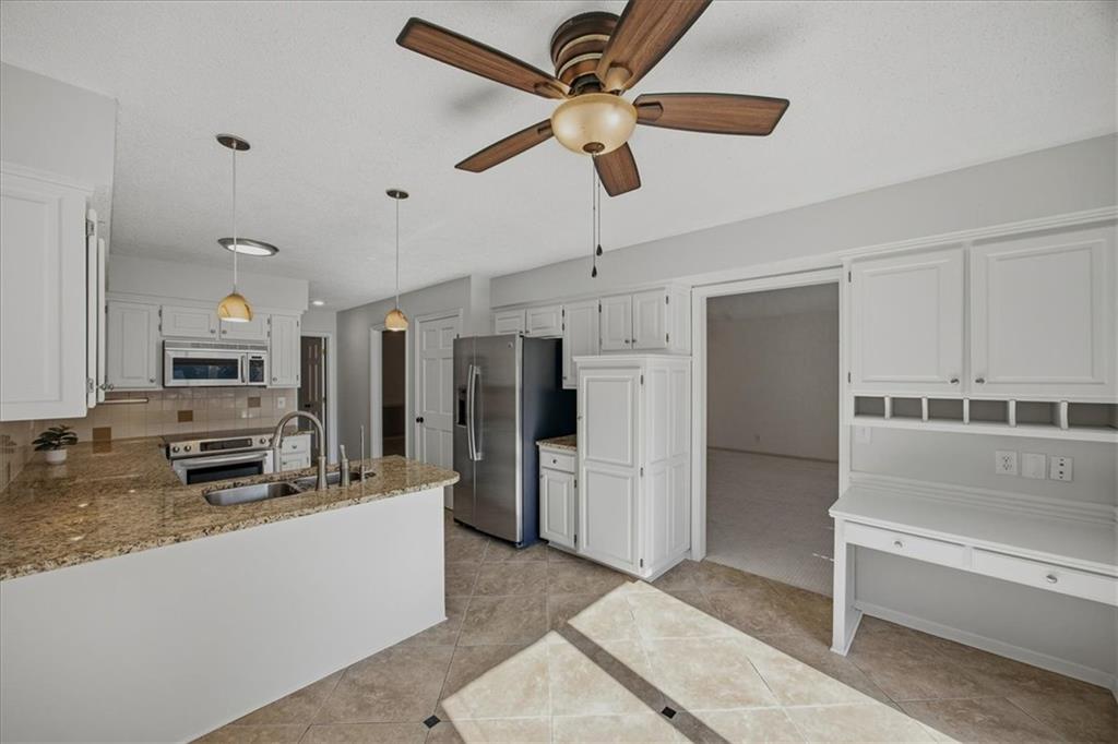 11919 Mackey Street Property Photo 6