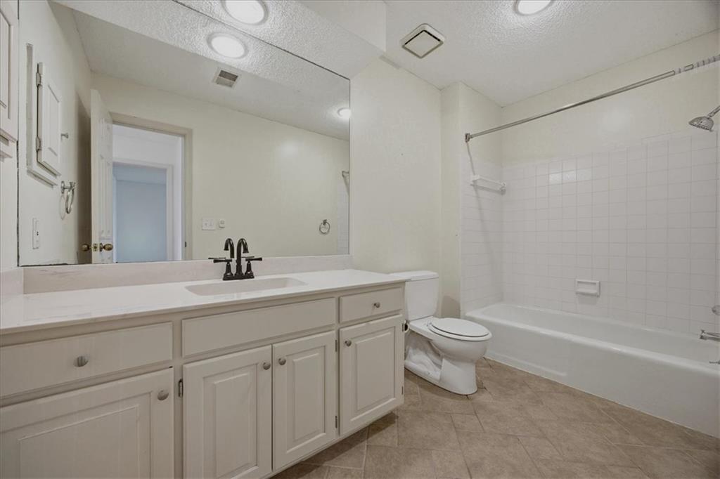 11919 Mackey Street Property Photo 24