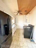 212 Main Street Property Photo 15