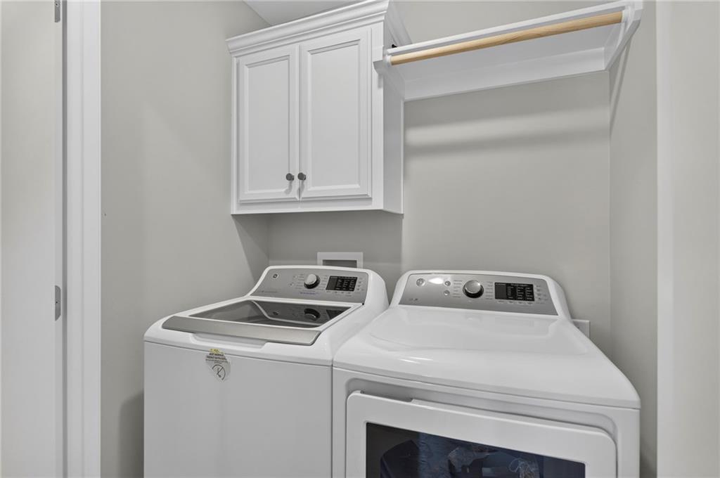 729 Corbin Terrace Property Photo 21