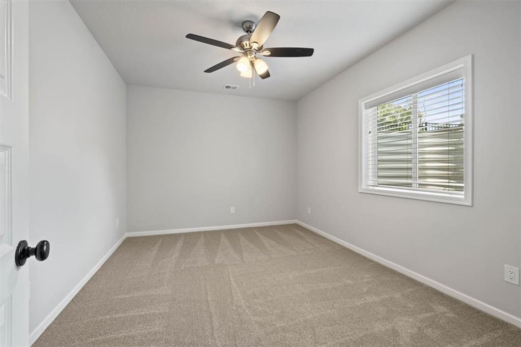 105 Nw Ambersham Drive Property Photo 30