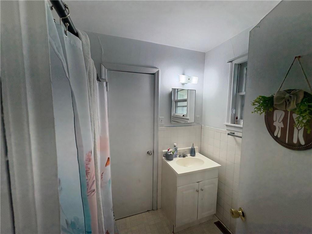 304 S Rogers Road Property Photo 6