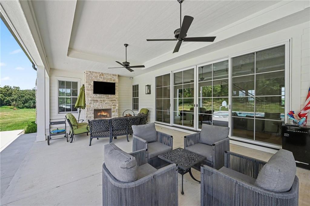 25590 Bundschu Road Property Photo 7