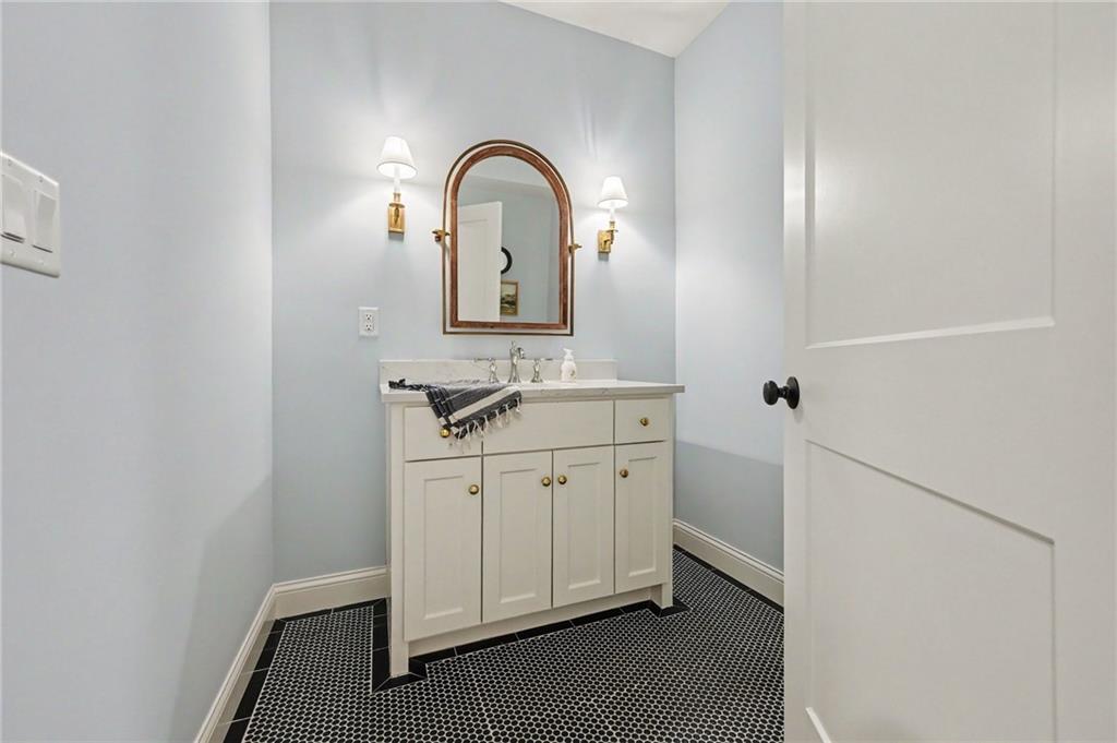 25590 Bundschu Road Property Photo 33