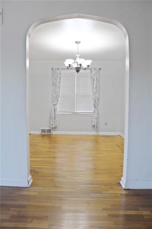 601 W Broadway Street Property Photo 9