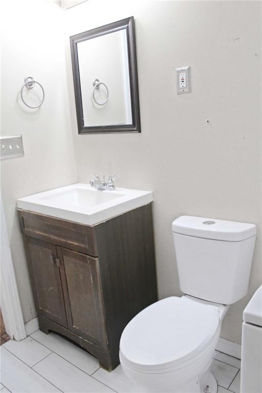 601 W Broadway Street Property Photo 13