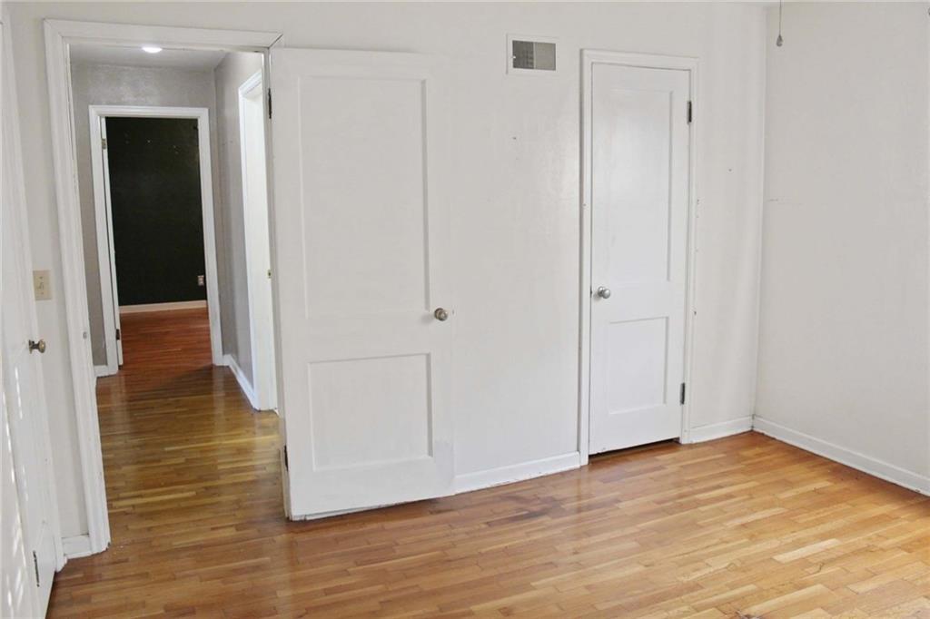 601 W Broadway Street Property Photo 16