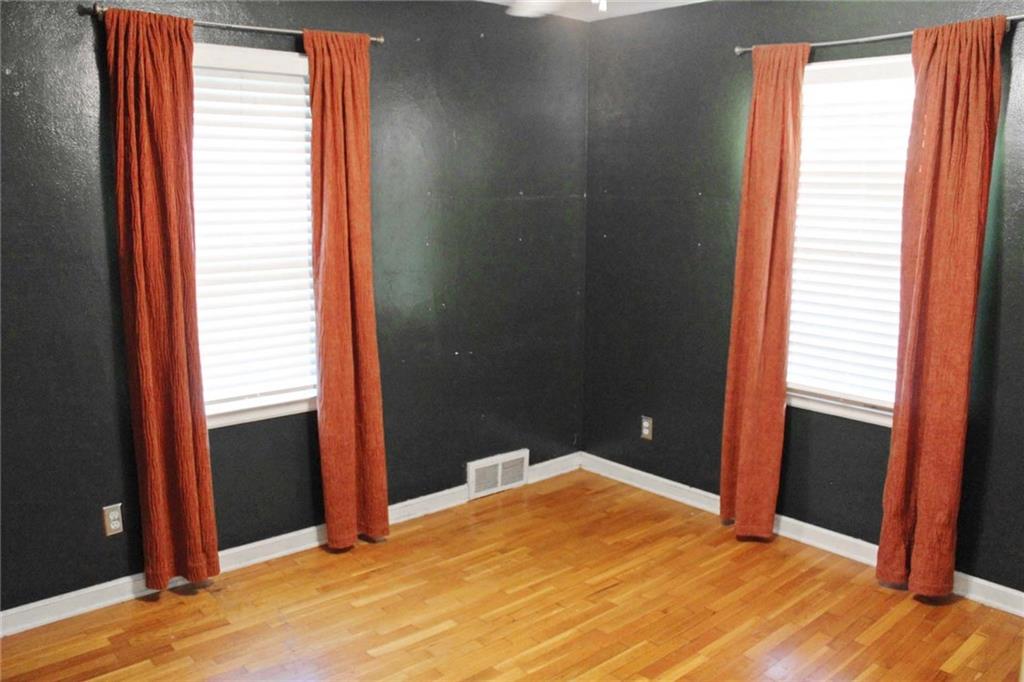 601 W Broadway Street Property Photo 18
