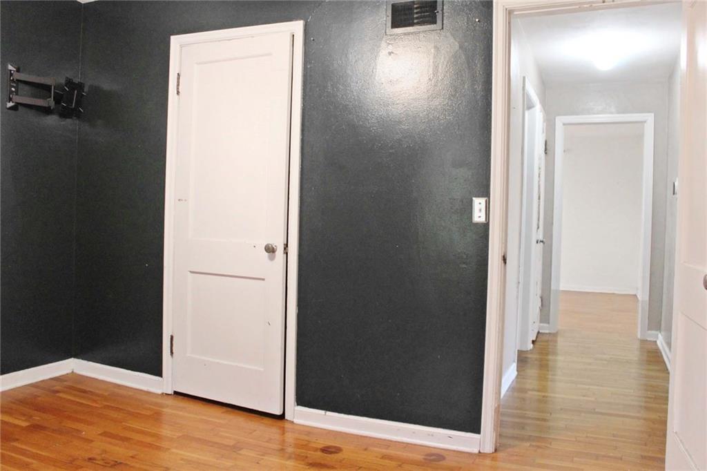 601 W Broadway Street Property Photo 21