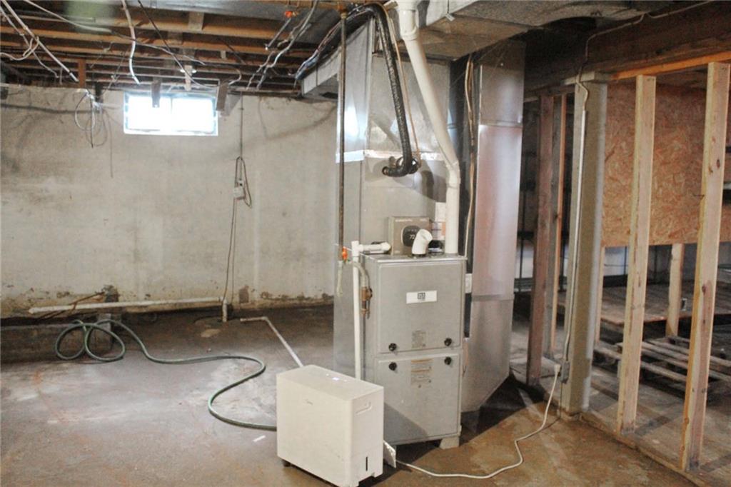 601 W Broadway Street Property Photo 23
