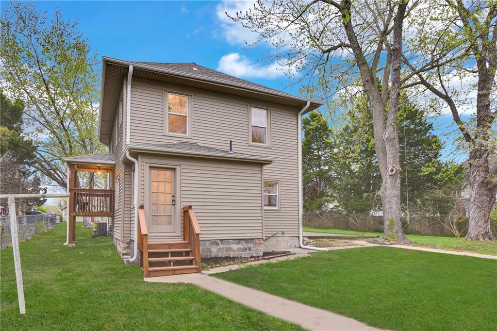1610 S Northern Boulevard Property Photo 6