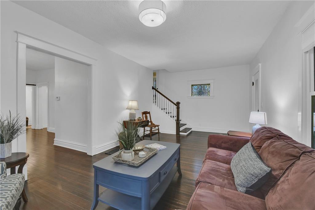 1610 S Northern Boulevard Property Photo 13
