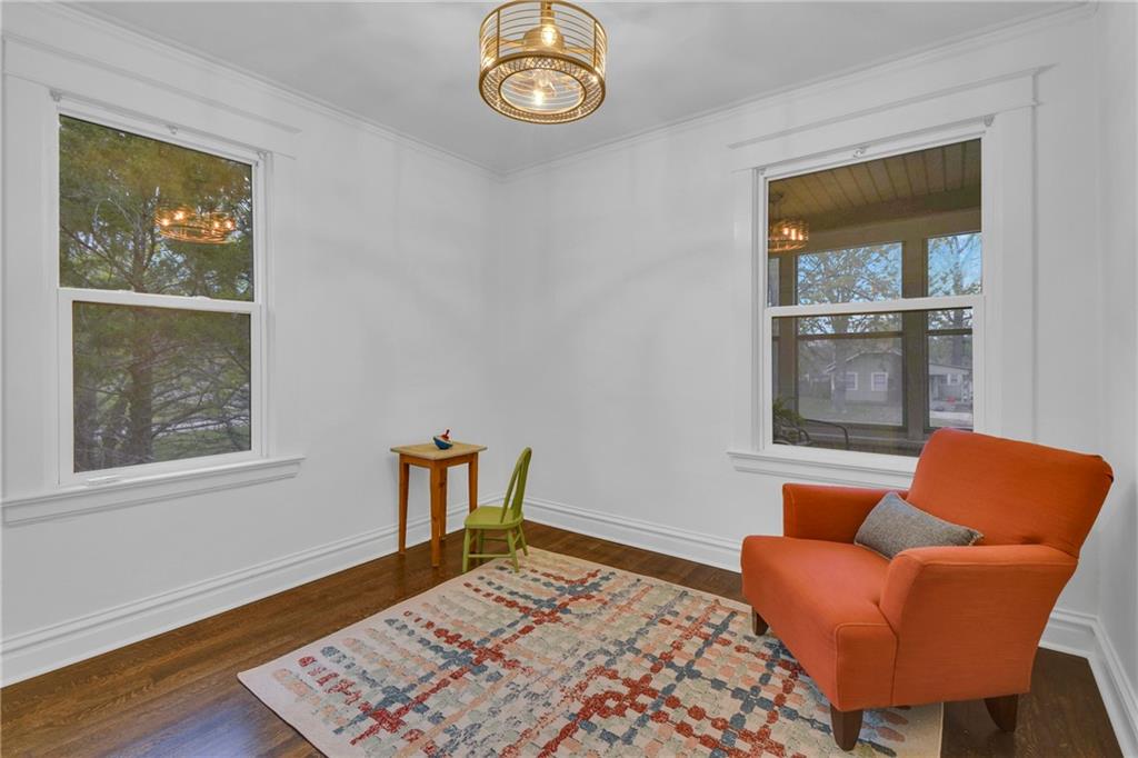 1610 S Northern Boulevard Property Photo 26