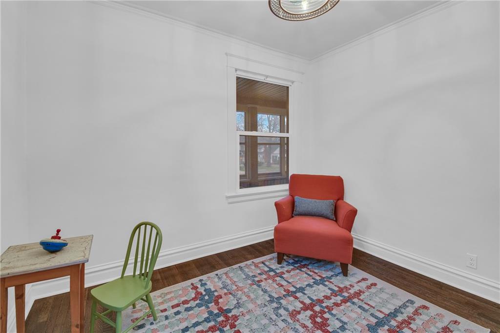 1610 S Northern Boulevard Property Photo 27