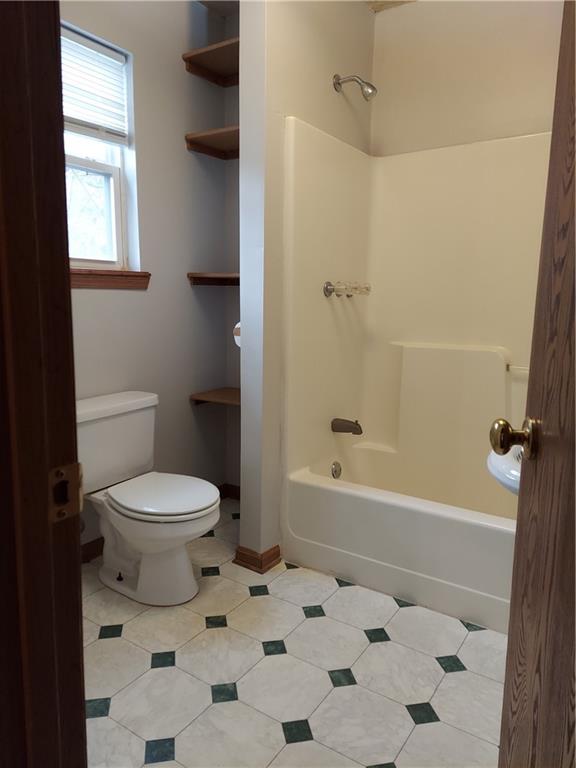 1610 S Northern Boulevard Property Photo 34