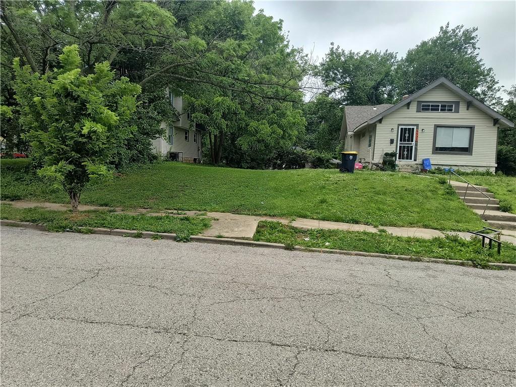 5534 Michigan Avenue Property Photo 1