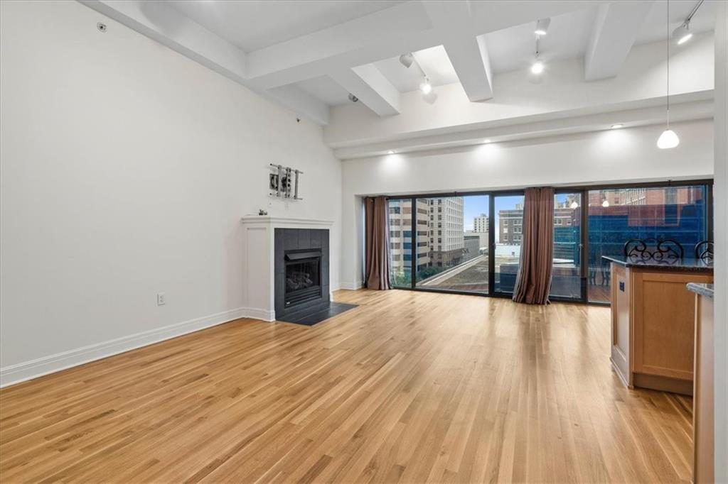 1101 Walnut Street Property Photo 3
