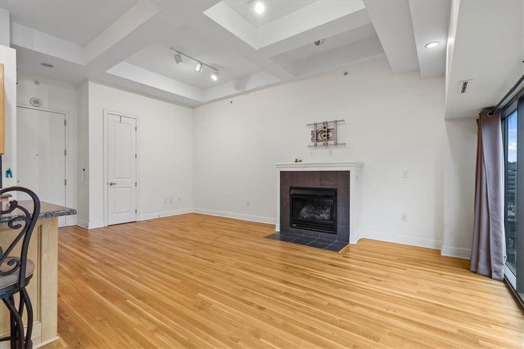 1101 Walnut Street Property Photo 5