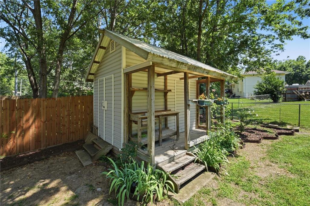 1113 Se 2nd Terrace Property Photo 40