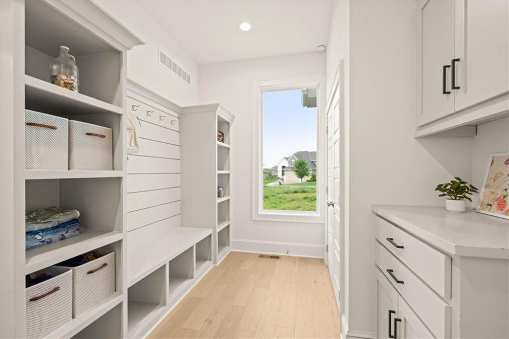 17604 High Street Property Photo 15
