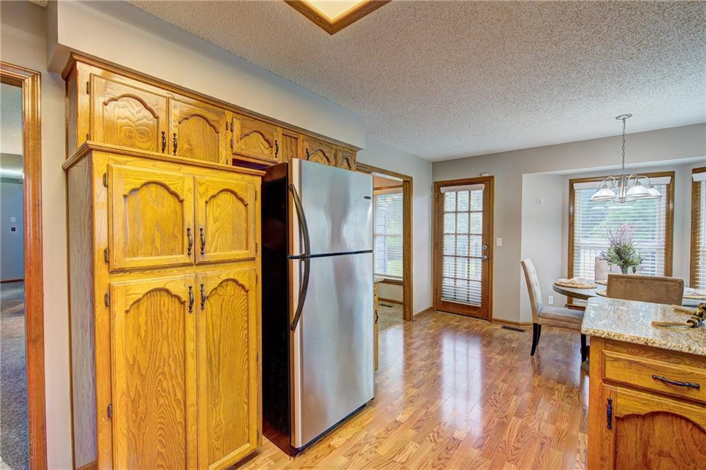 1231 Ne Deerbrook Circle Property Photo 7