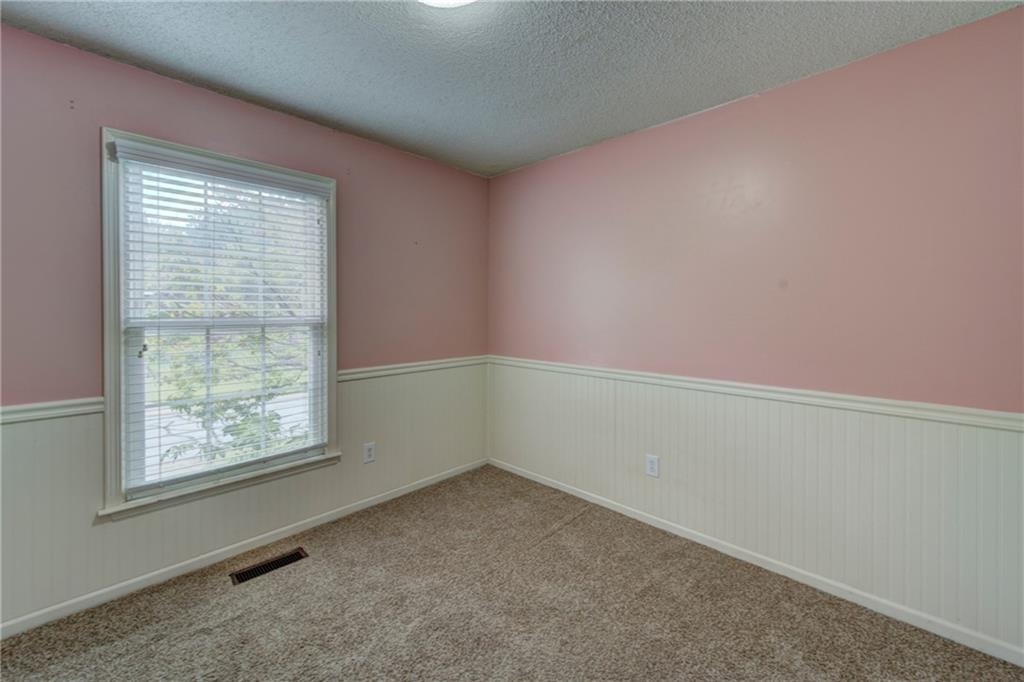 1231 Ne Deerbrook Circle Property Photo 19