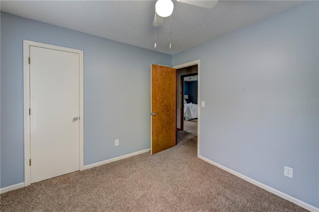 1231 Ne Deerbrook Circle Property Photo 22