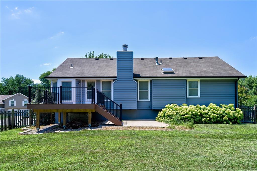 1231 Ne Deerbrook Circle Property Photo 31