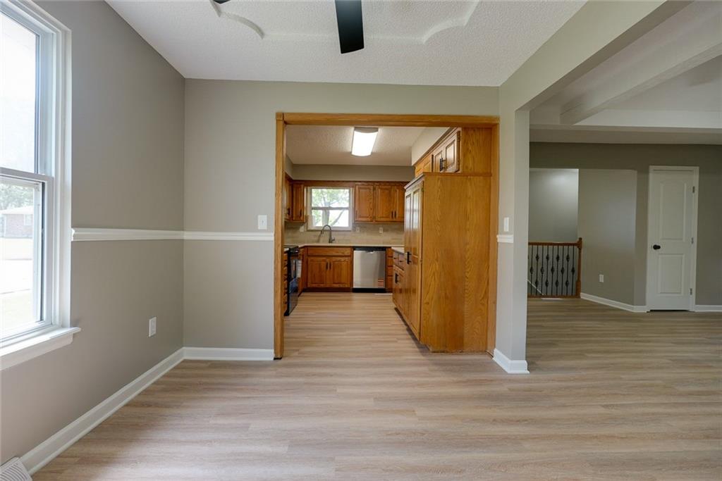 501 W Mcdowell Avenue Property Photo 7